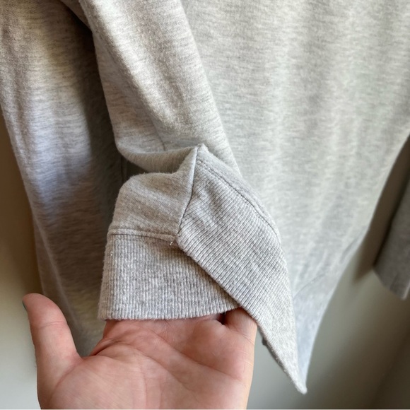 Athleta Women's Light Gray Crew Neck Sweater - XS - Picture 3 of 6